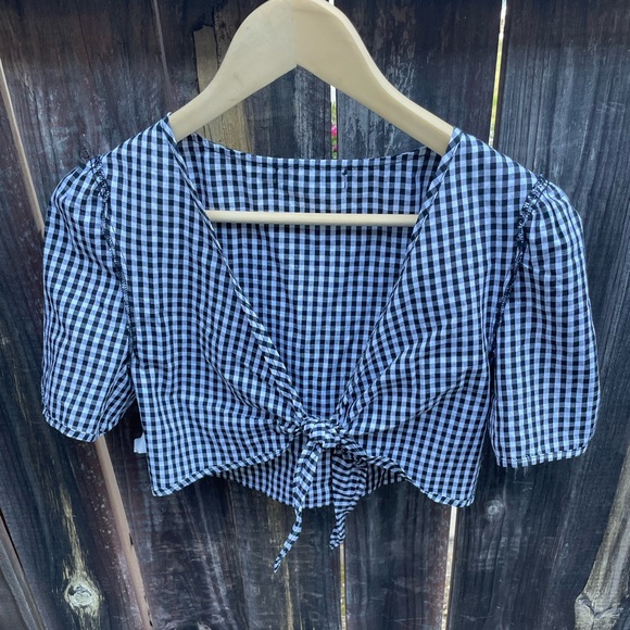 K.zell - Black & White Gingham - Front Tie Top - Picture 4 of 8